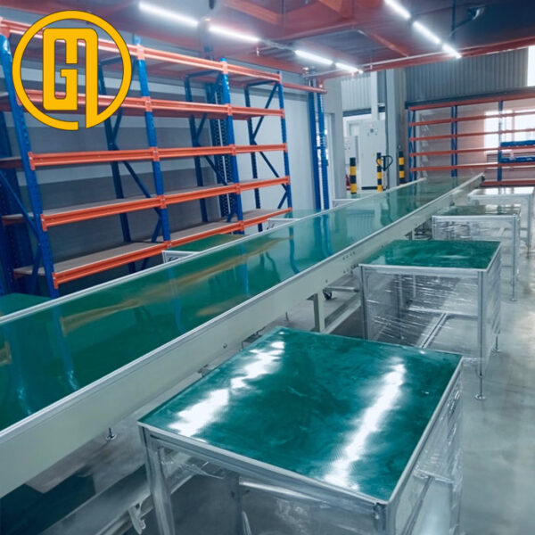 Băng tải PVC bàn thao tác